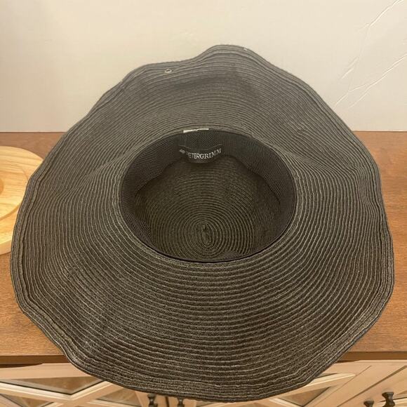 Peter Grimm black floppy hat - Picture 5 of 6